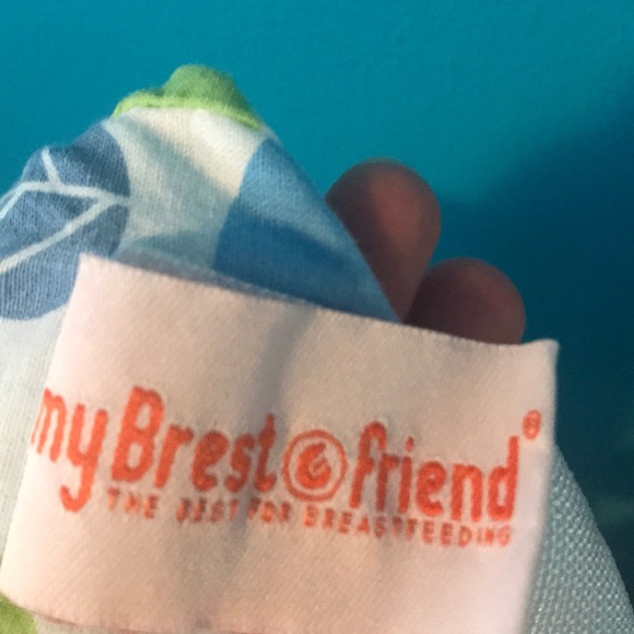 My breast friend cover. Washed once. - Picture 5 of 5
